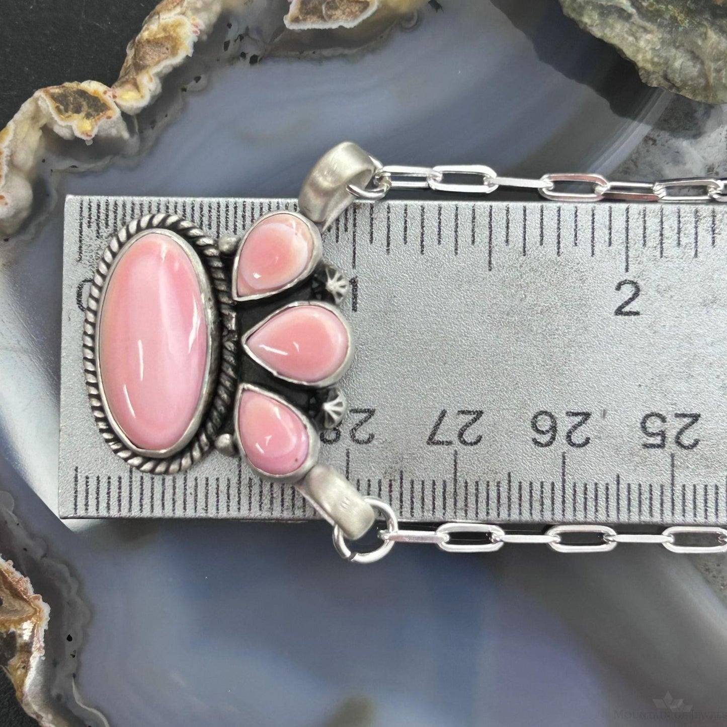Native American Sterling Silver Teardrop & Oval Pink Conch Pendant W/Necklace For Women