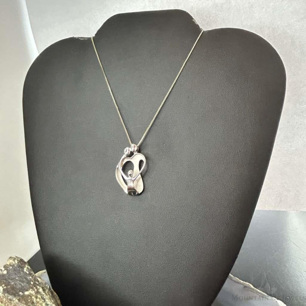 Carolyn Pollack Sterling Silver Loving Family of 3 Pendant Necklace For Women