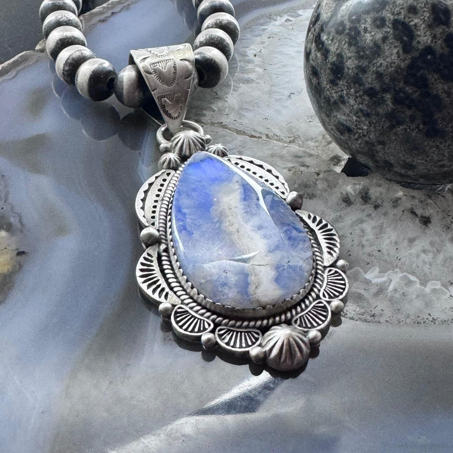 Sterling Silver Southwestern Style Teardrop Plume Doublet Agate Decorated Pendant For Women