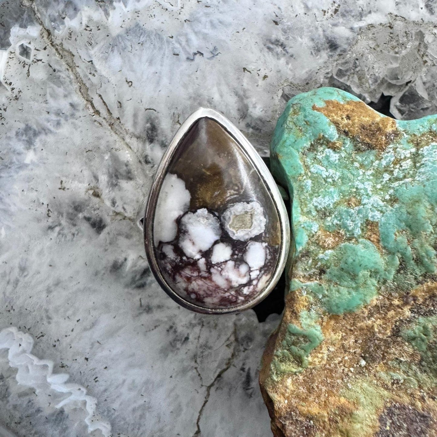 Sterling Silver Southwestern Style Teardrop Wild Horse Decorated Ring Size 6.75 For Women