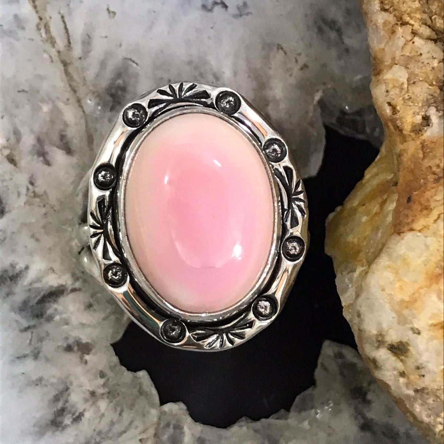 Native American Sterling Oval Pink Conch Shell Decorated Ring Size 8 For Women