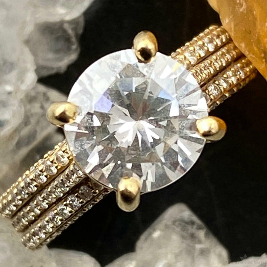 18K Yellow Gold Three Shanks Solitaire CZ Bridal Ring Size 3