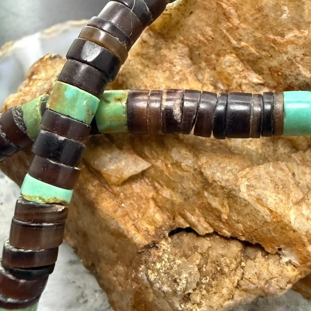 Vintage Native American Heishi Shell and Turquoise Beads 16" Necklace For Women