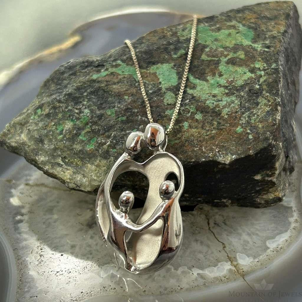 Carolyn Pollack Sterling Silver Loving Family of 4 Pendant Necklace For Women