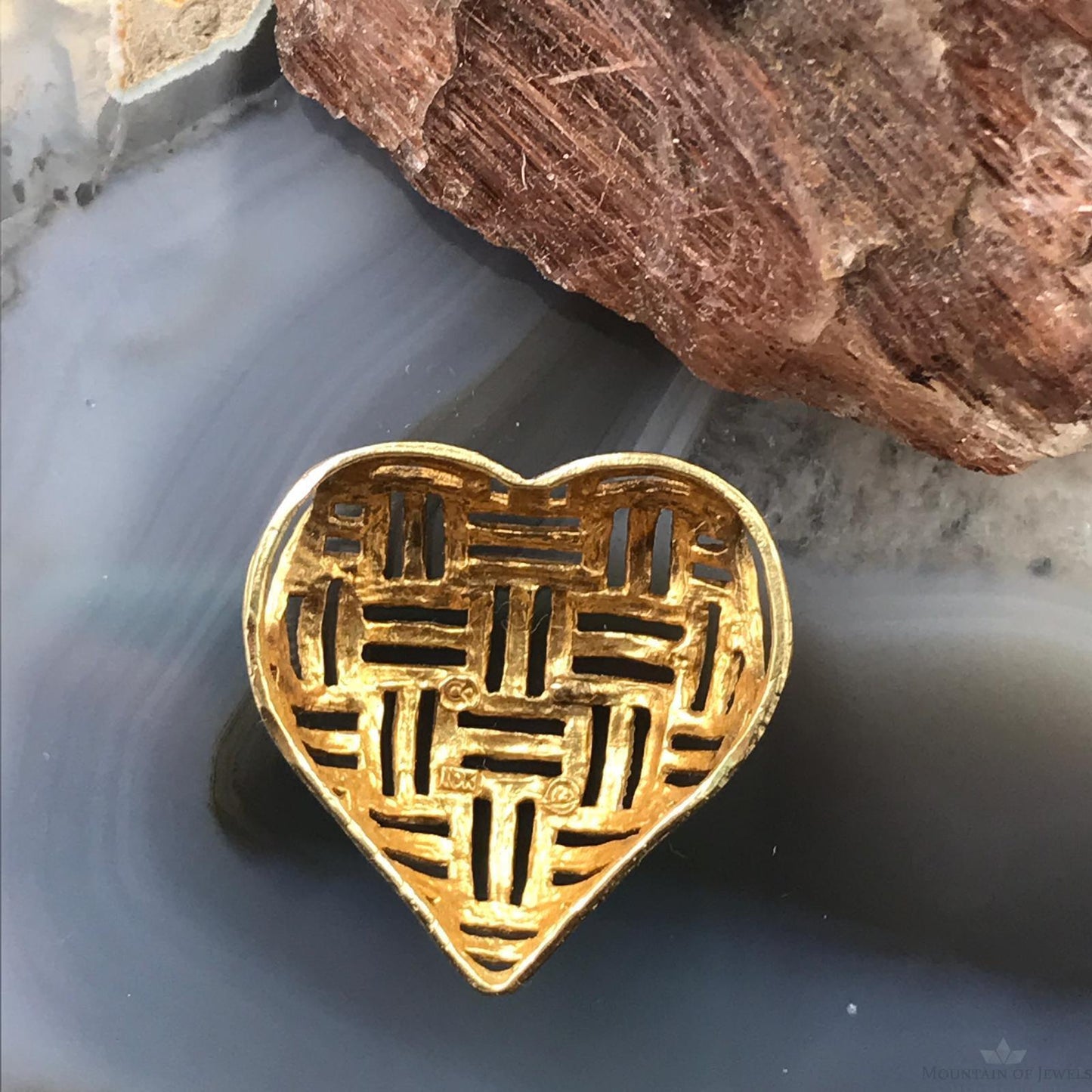 10K Yellow Gold Woven Pattern Heart Pendant, Dainty Pendant Necklace For Women