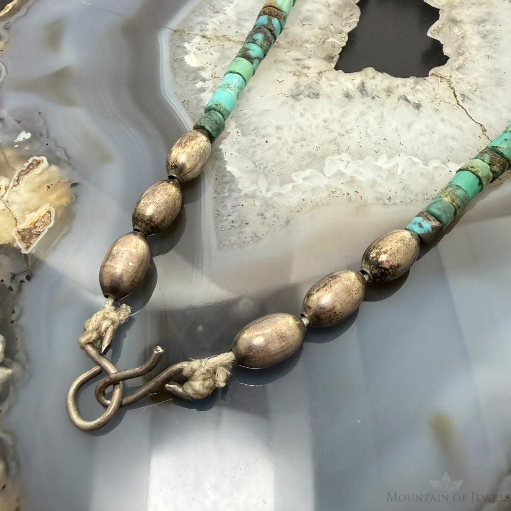 Vintage Silver Native American Graduated Turquoise Beads 18" Necklace For Women