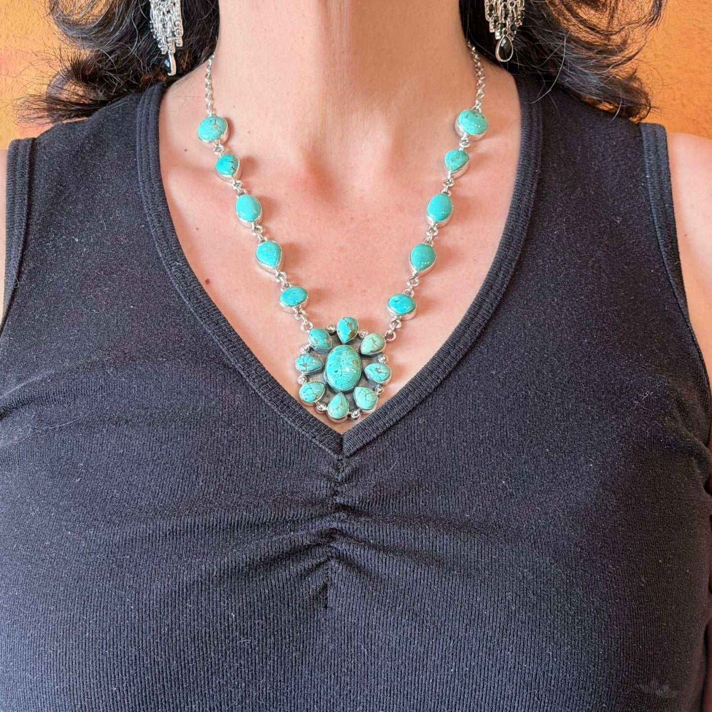 Sterling Silver Southwestern Style Tyrone Turquoise Cluster 18" Necklace For Women