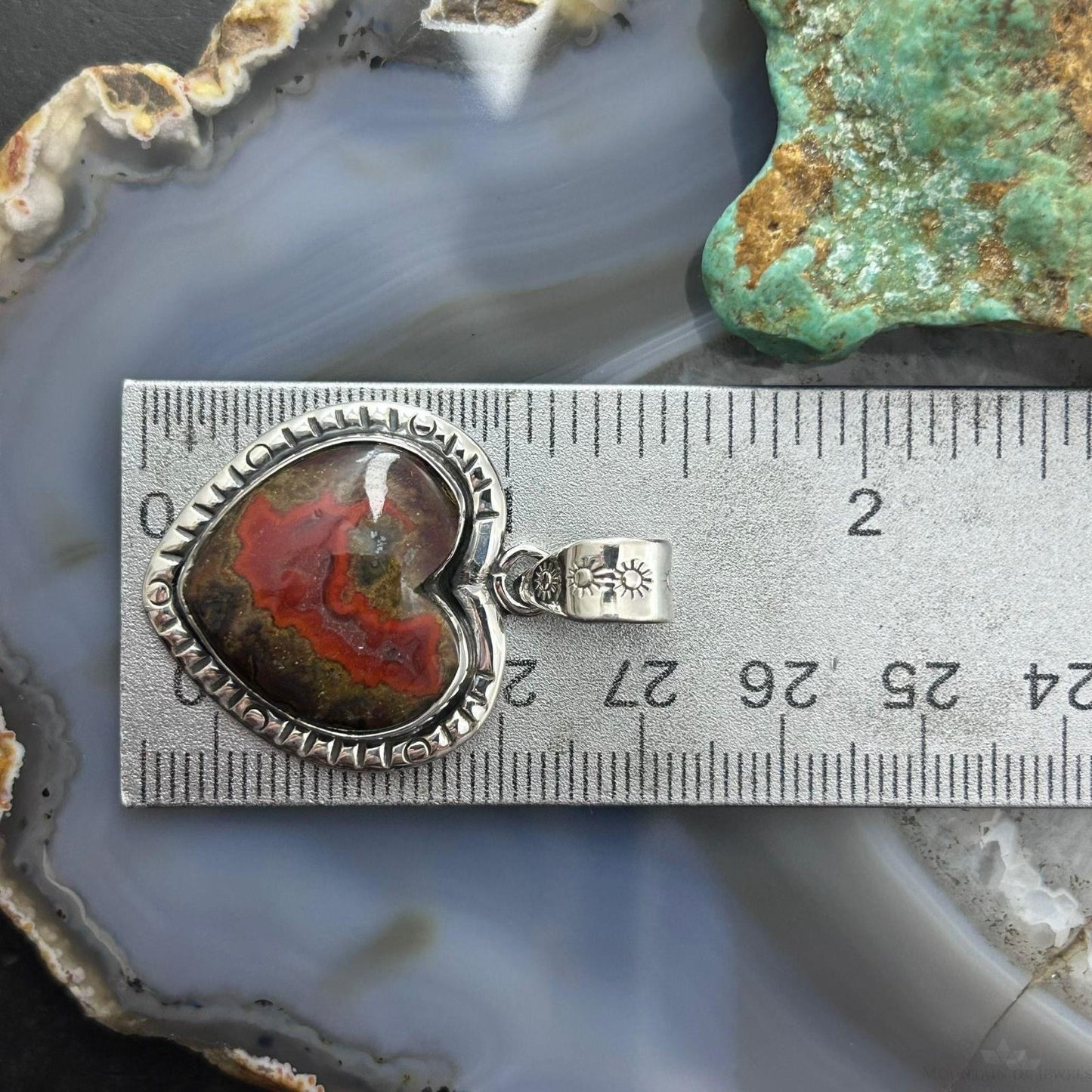 Sterling Silver Southwestern Style Seam Agate Heart Decorated Pendant For Women