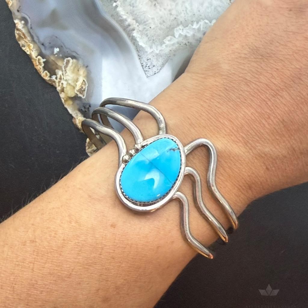 Vintage Native American Sterling Silver Turquoise 3 Banded Bracelet For Women
