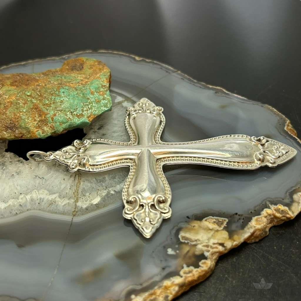 1998 Vintage Towle Sterling Silver Religious Cross Christmas Ornament