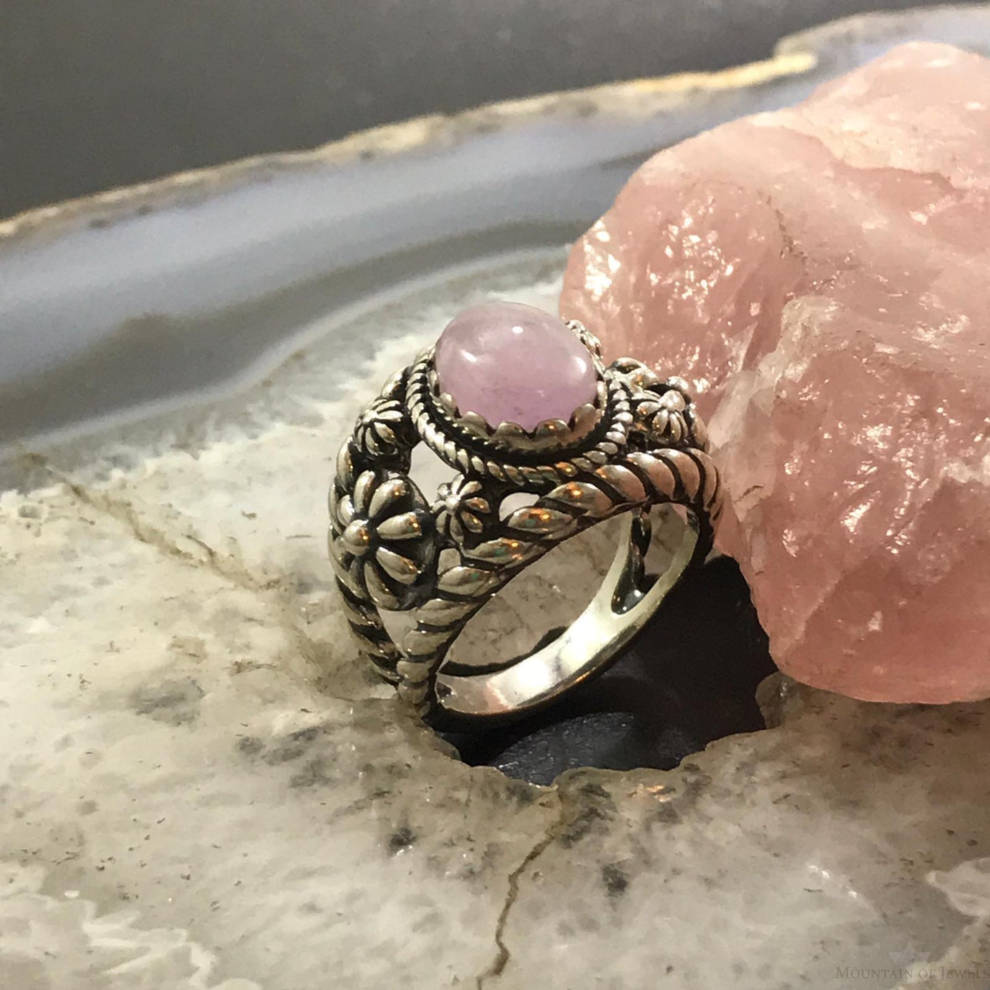 Carolyn Pollack Sterling Silver Oval Rose Quartz Decorated Ring Sz 7.5 For Women