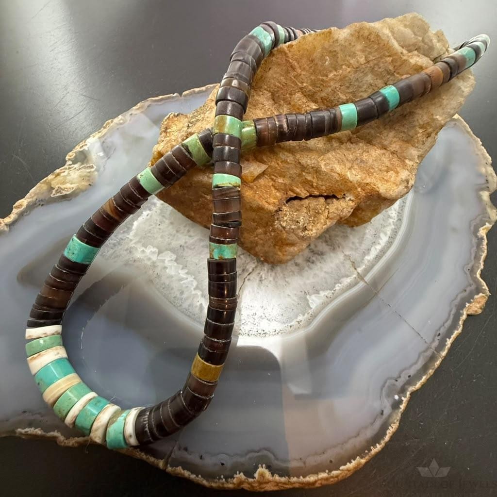Vintage Native American Heishi Shell and Turquoise Beads 16" Necklace For Women