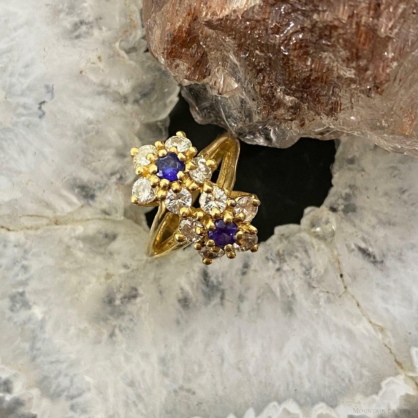 Vintage 14K Yellow Gold Diamonds & Sapphire Floral Lady's Ring Sz 4.5 For Women