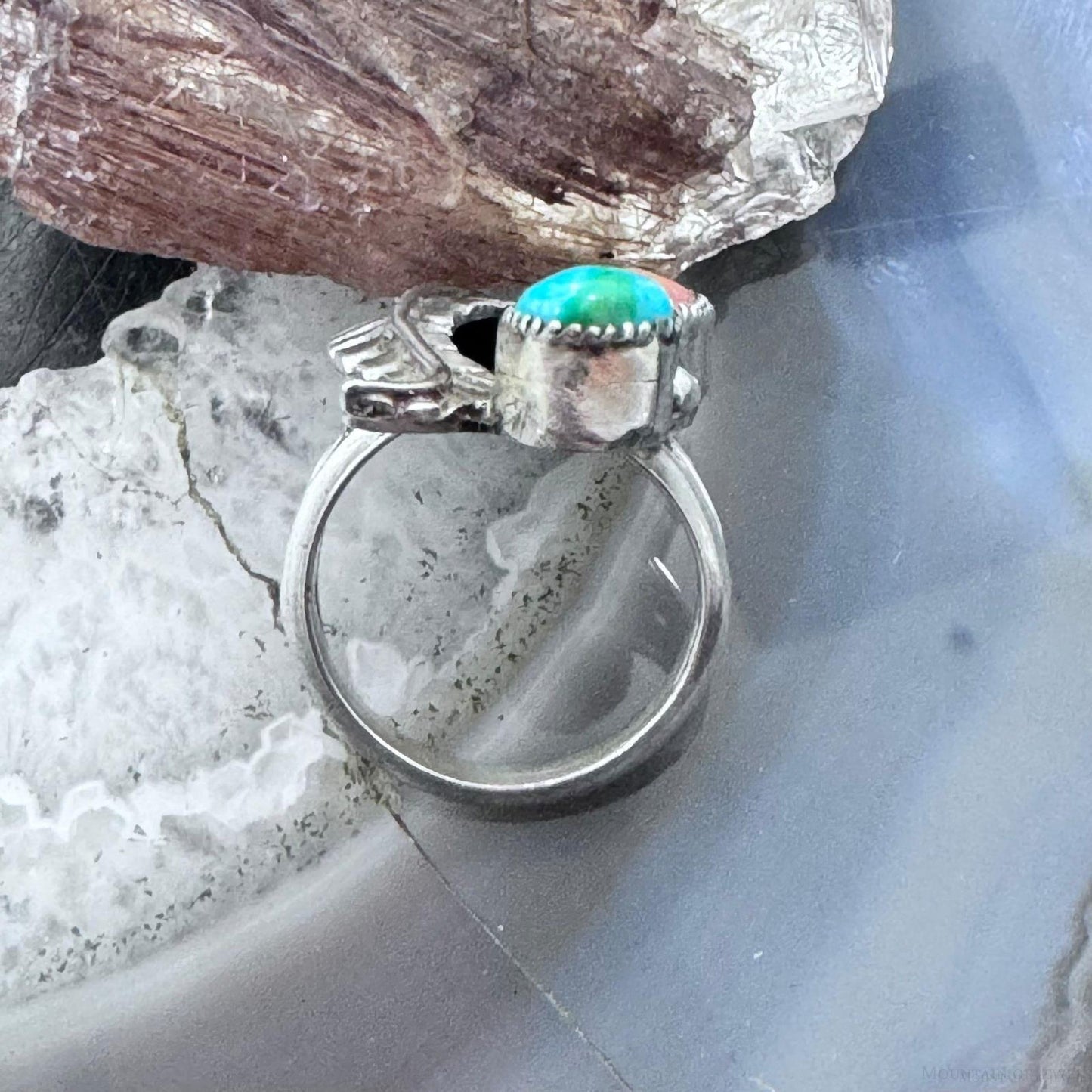 Vintage Signed Native American Silver Coral & Turquoise Leaves Decorated Ring For Women