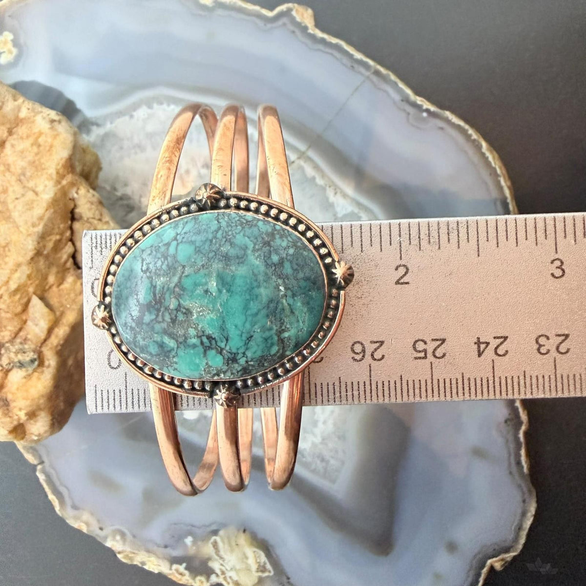 Copper Southwestern Style Oval Tibetan Turquoise Decorated Bracelet For Women
