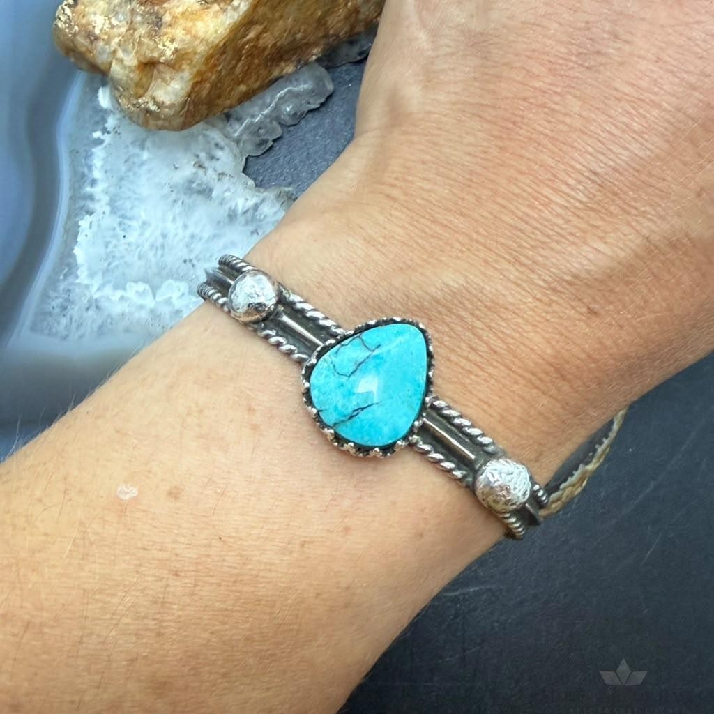 Lyle Wright Taos Pueblo Native American Silver Turquoise Bracelet For Women