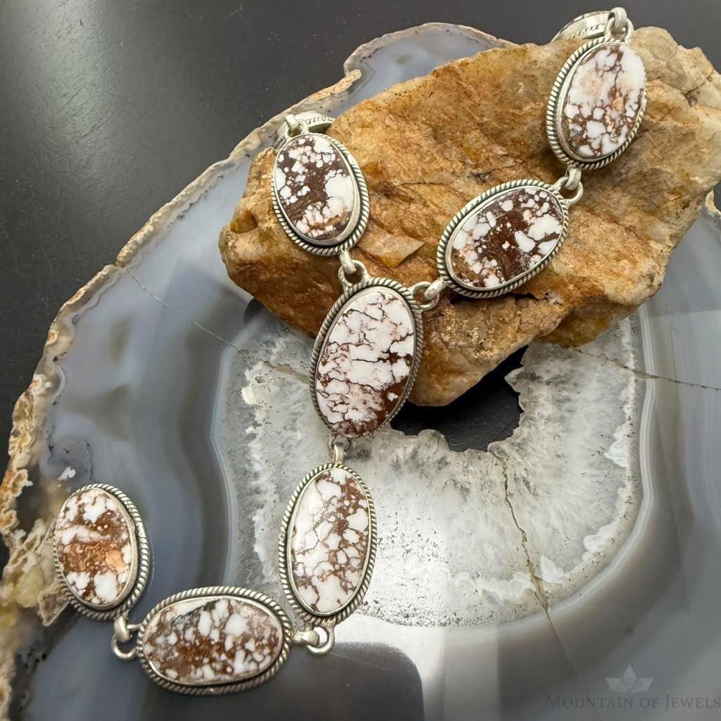Sterling Silver Southwestern Style 10 Oval Wild Horse Lariat 25" Necklace For Women