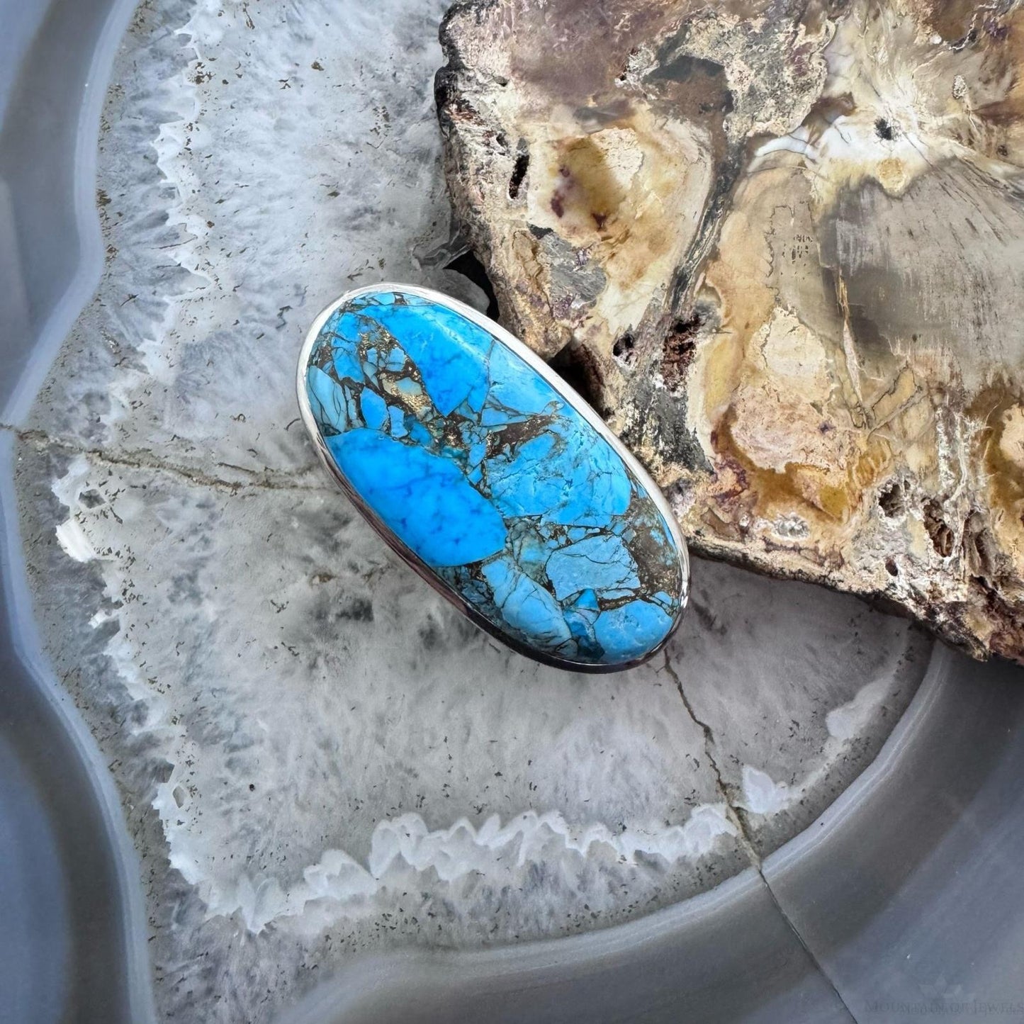 Sterling Silver Southwestern Style Oval Apatite Decorated Ring Size 8.5 For Women