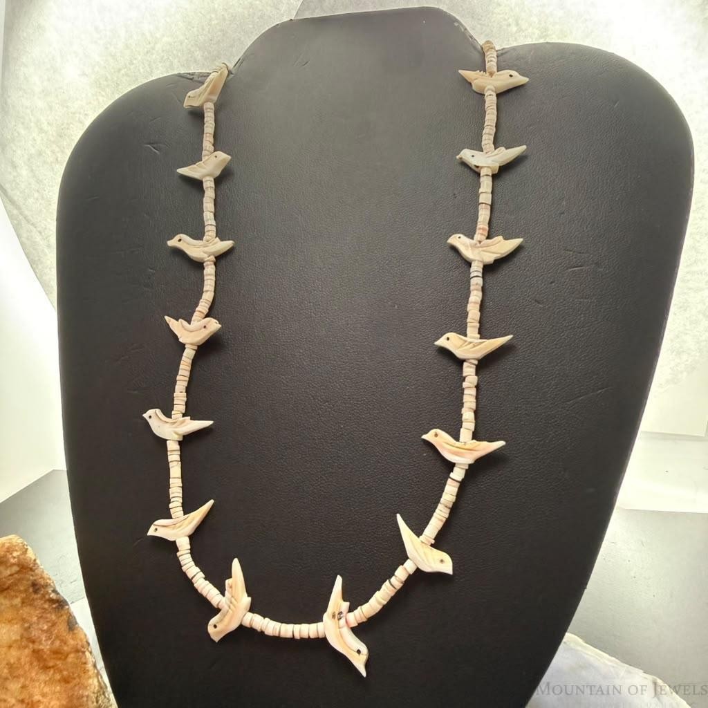 Vintage Native American Heishi Beads & 16 Carved Shell Birds Necklace For Women
