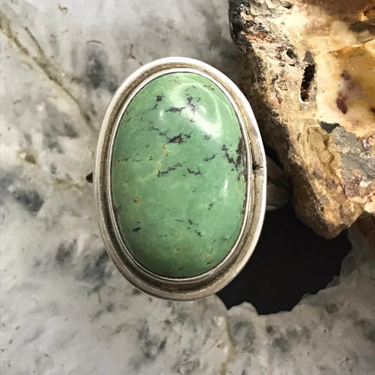 Vintage Signed Native American Sterling Silver Oval Green Turquoise Ring Size 7 For Women