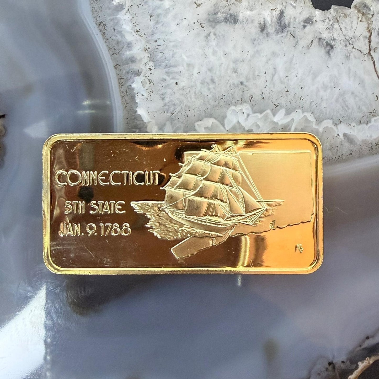US .999 One Ozt Silver Connecticut Bar w/24K Gold Plated Hamilton Mint #112825-3