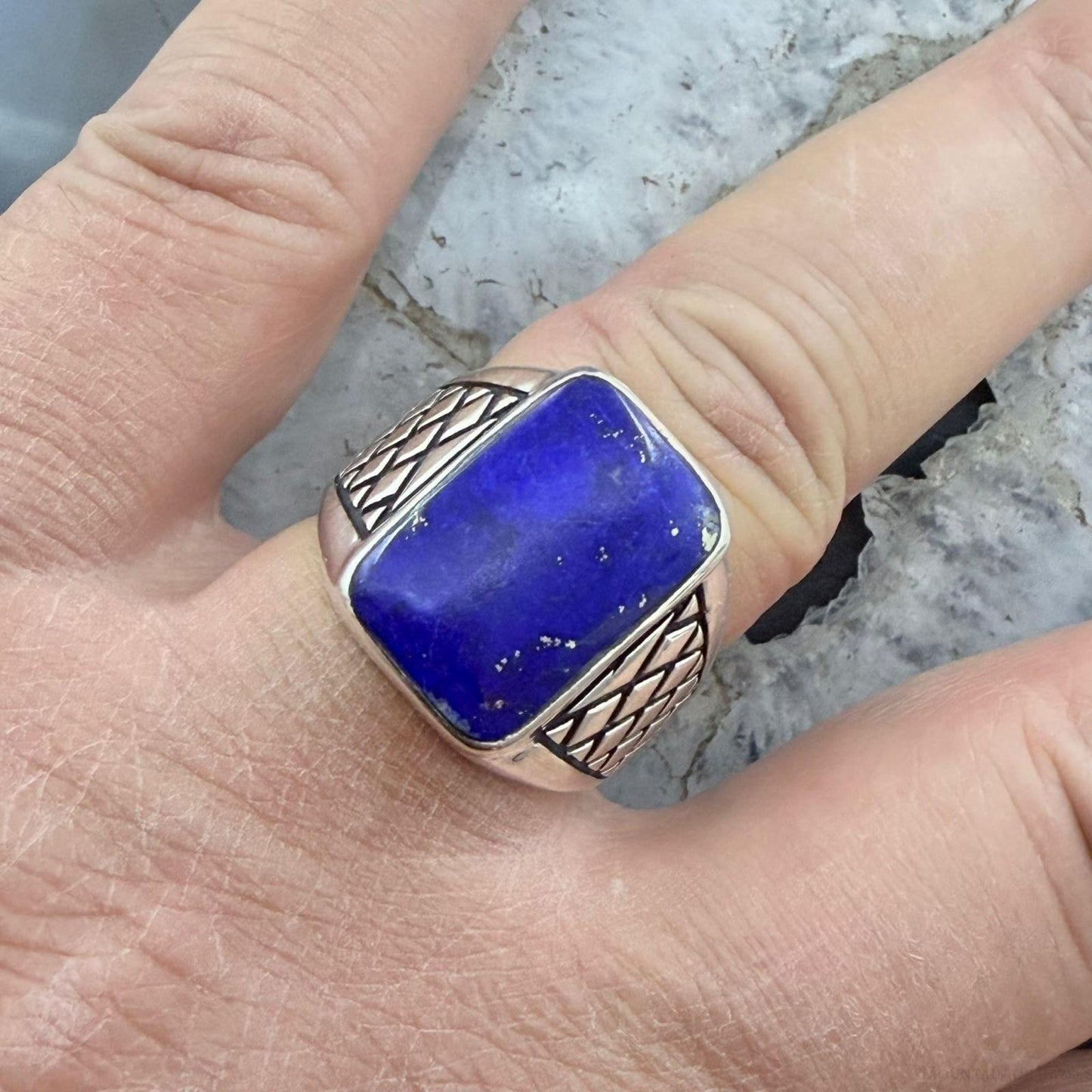 Native American Sterling Silver Lapis Decorated Bar Ring Size 11 For Men
