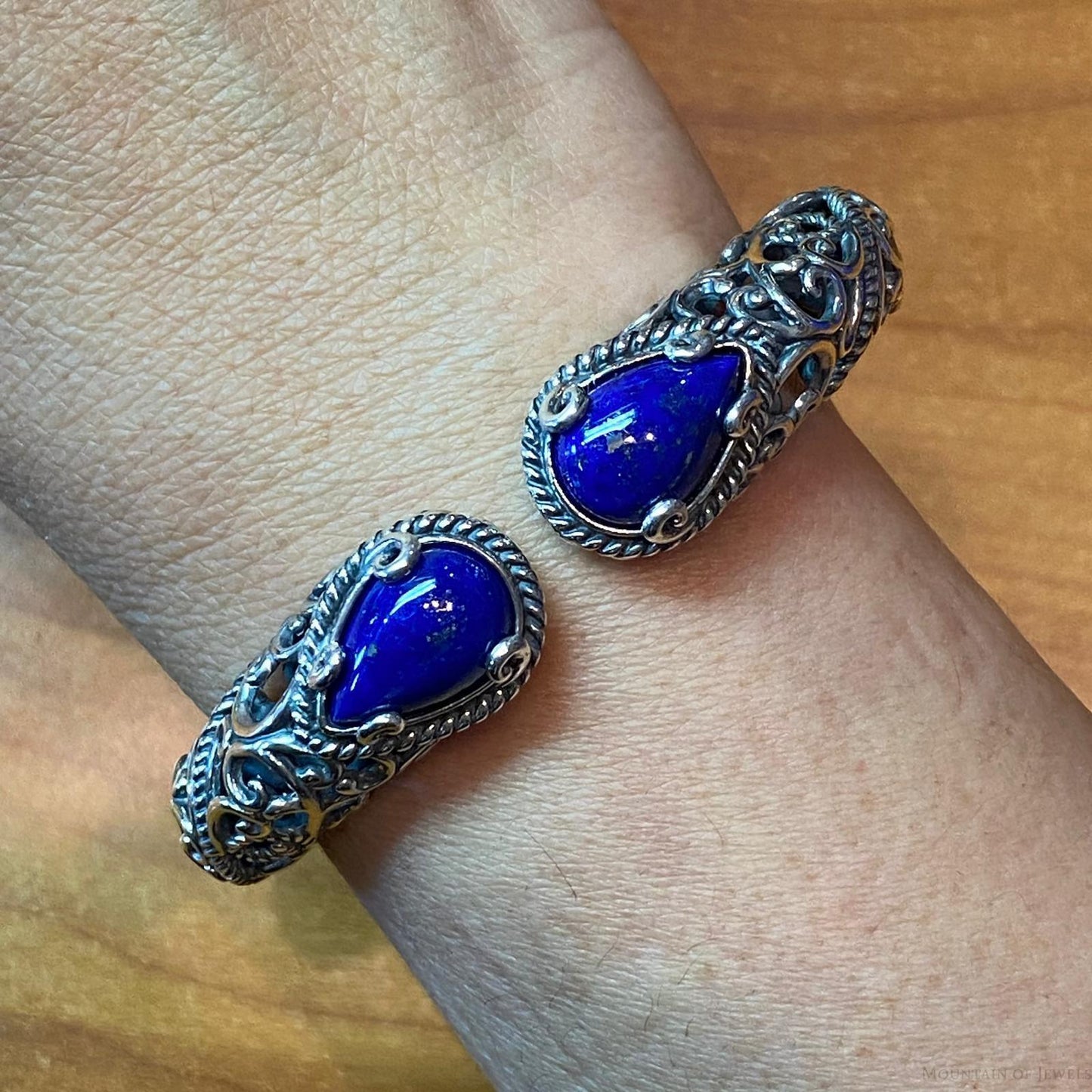 Carolyn Pollack Sterling Silver Smooth Lapis Lazuli Decorated Hinged Bracelet For Women