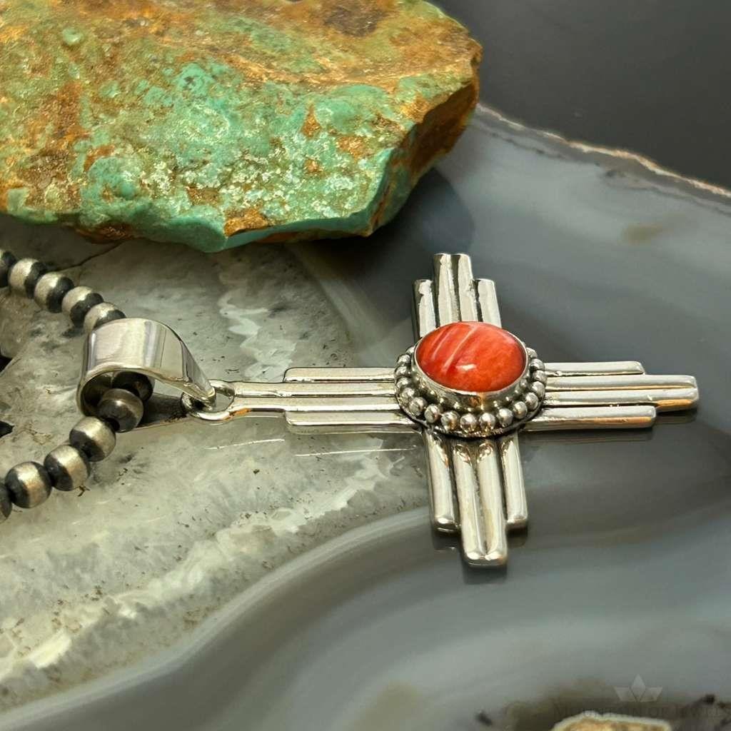 Sterling Silver Southwestern Style Rounded Spiny Oyster Unisex Zia Pendant