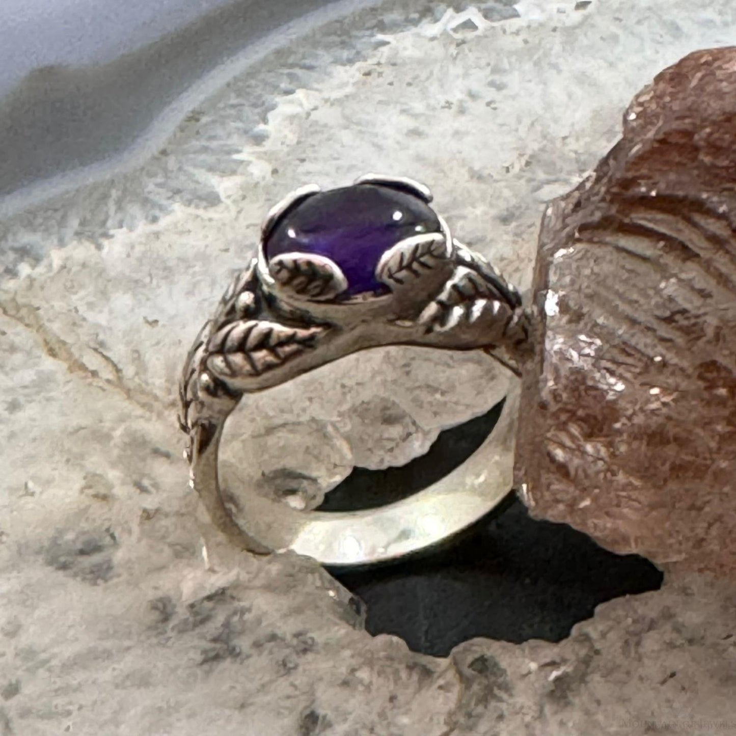 Carolyn Pollack Sterling Silver Oval Amethyst Floral Decorated Ring For Women