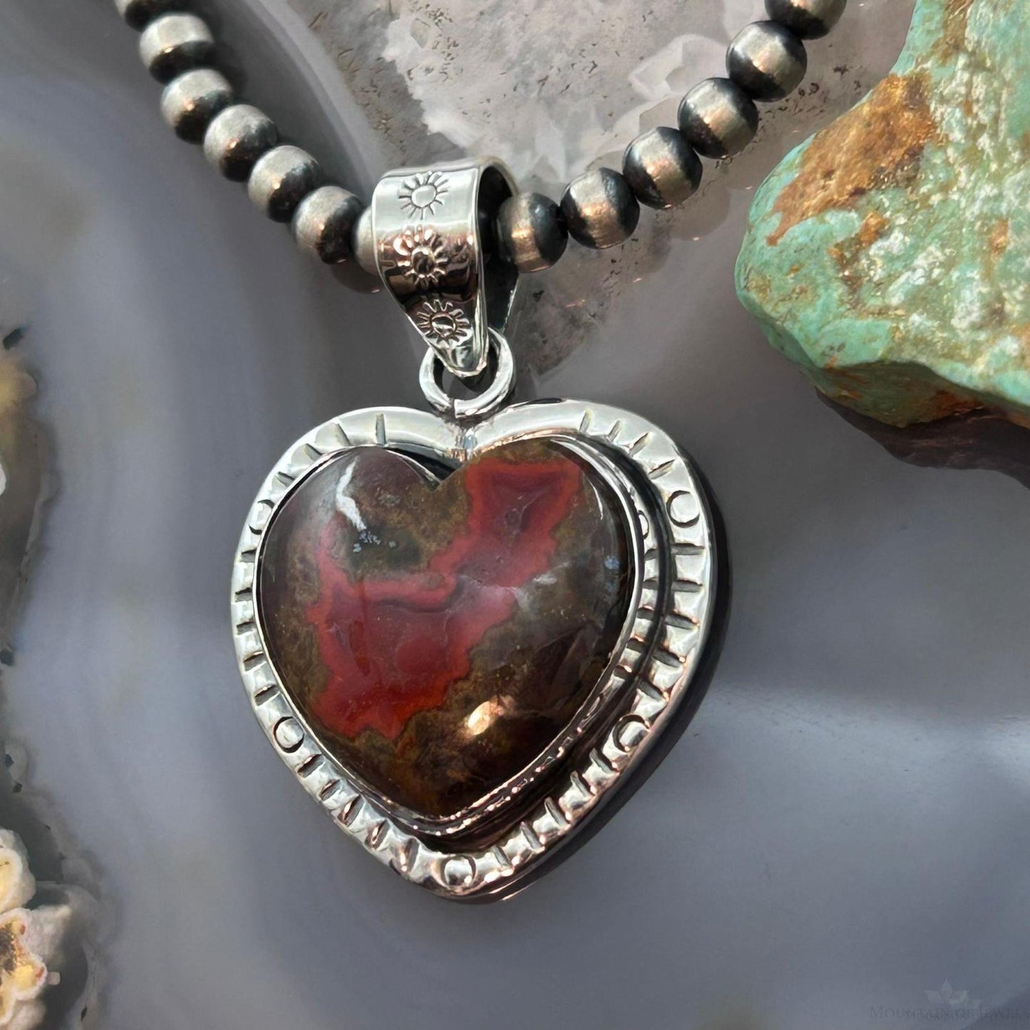 Sterling Silver Southwestern Style Seam Agate Heart Decorated Pendant For Women