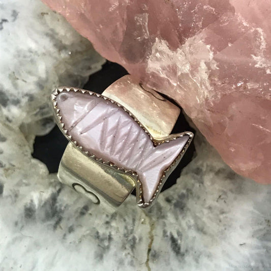 Carolyn Pollack Sterling Silver Carved Pink Mother of Pearl Fish Ring Size 6.75 For Women