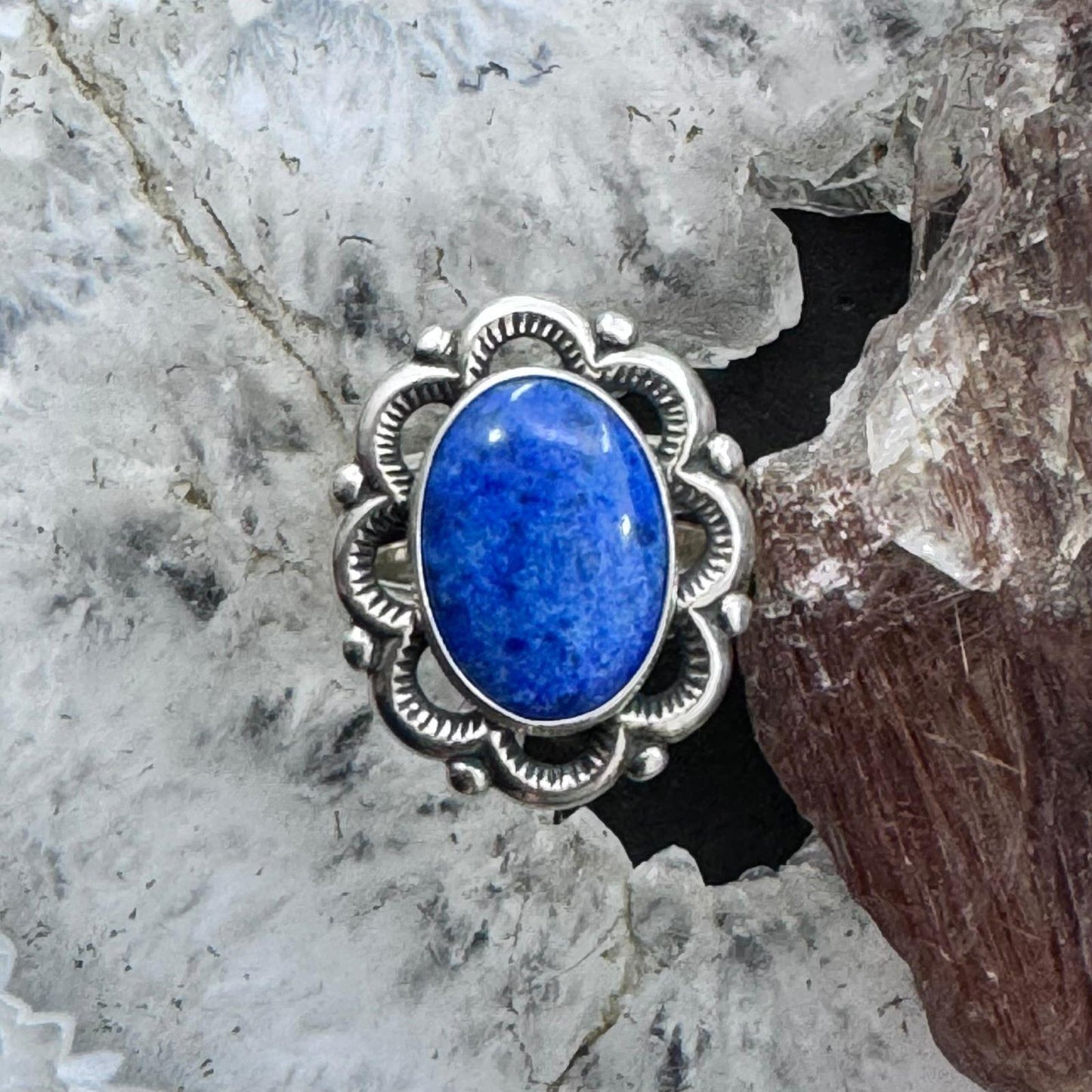 Quoc Turquoise Inc. Sterling Silver Oval Denim Lapis Decorated Ring Size 5 For Women