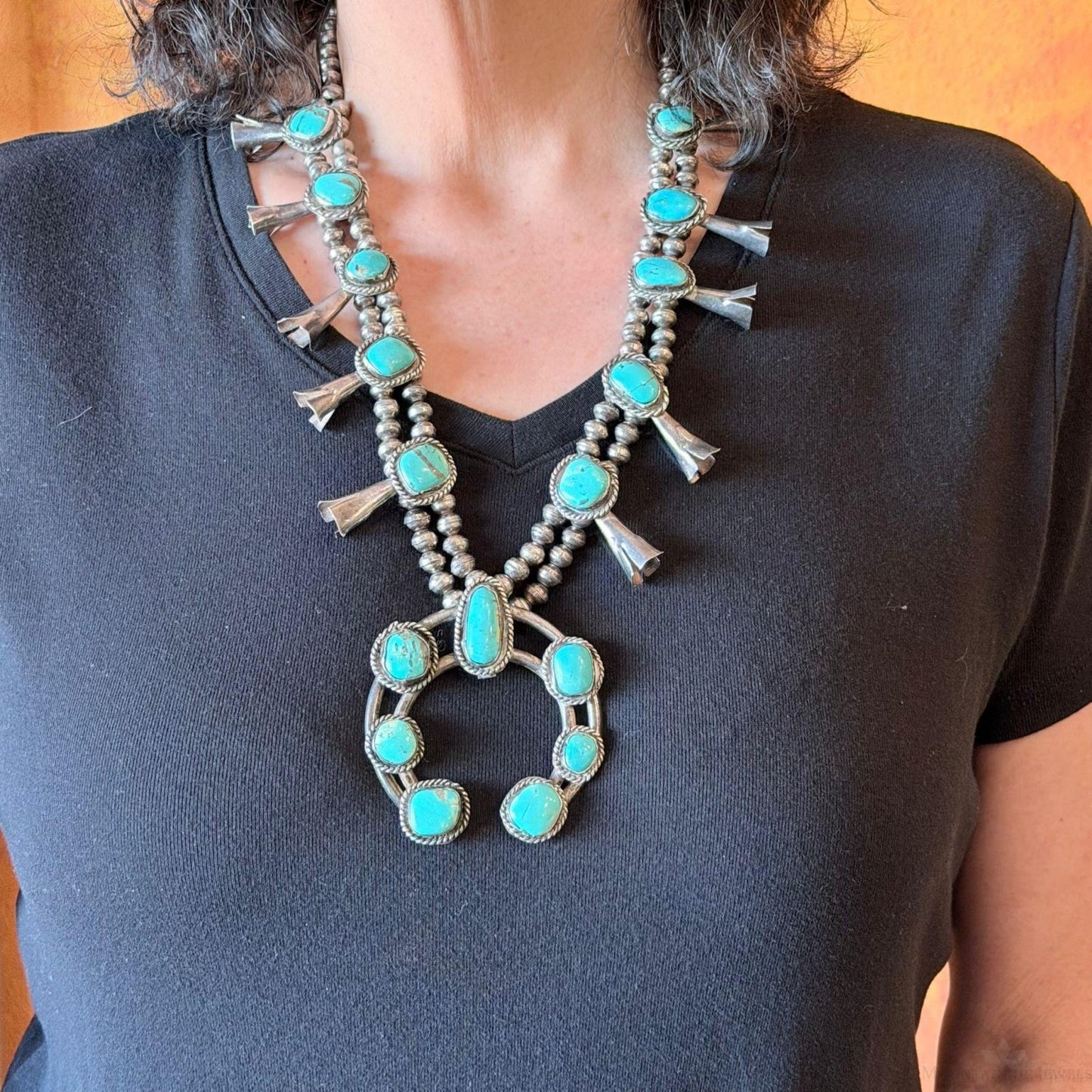 Vintage Native American Sterling Silver Kingman Turquoise Squash Blossom For Women