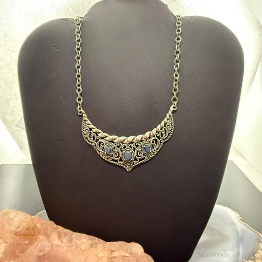 Carolyn Pollack Sterling Silver 3 Oval Labradorite 19" Swirl Decorated Necklace For Women