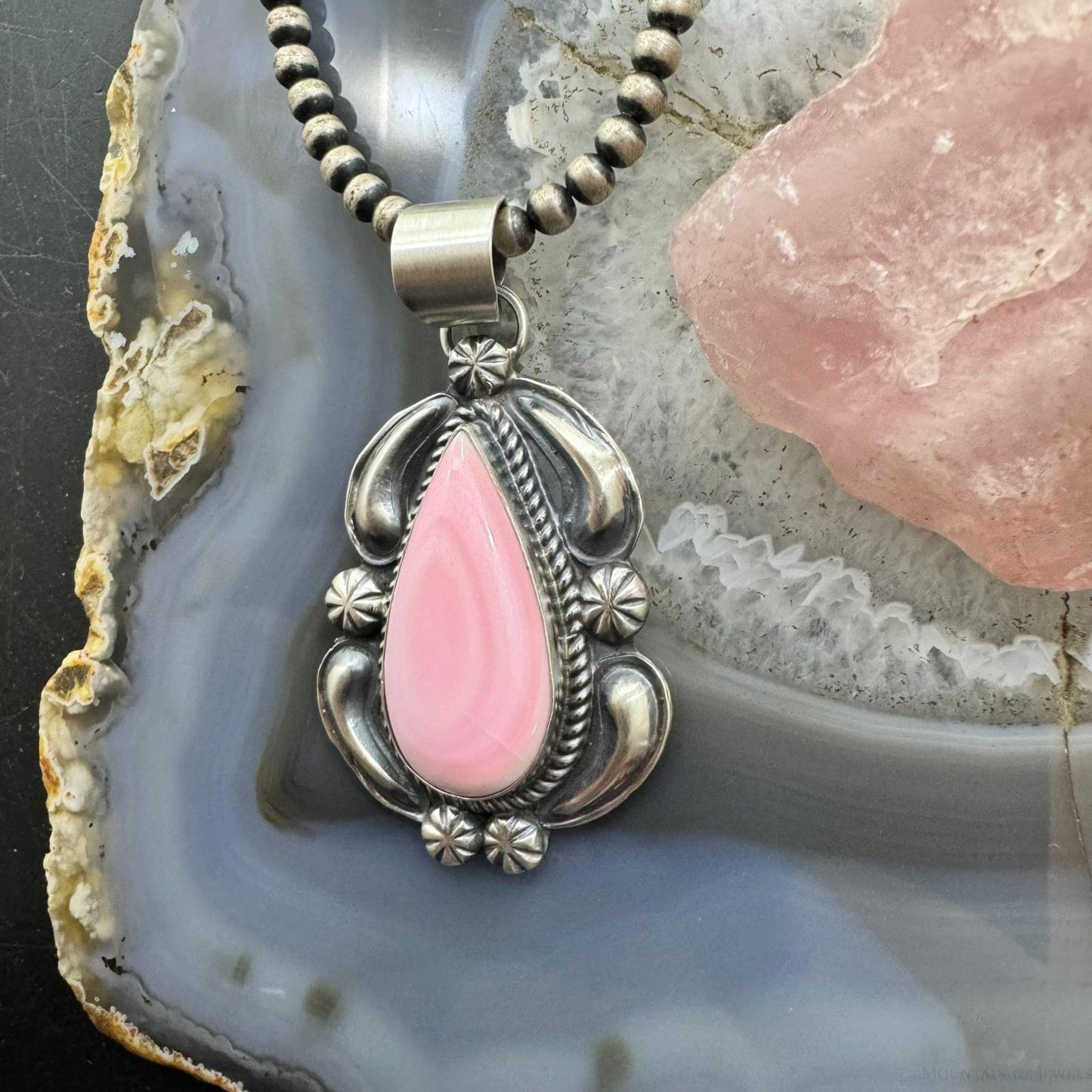 Jeff James Native American Sterling Silver Teardrop Pink Conch Pendant For Women