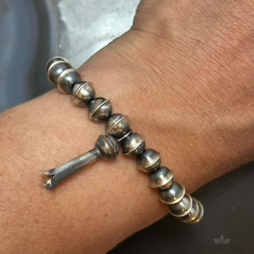 Sterling Silver Navajo Pearl Beads w/Single Squash 8" Bracelet For Women