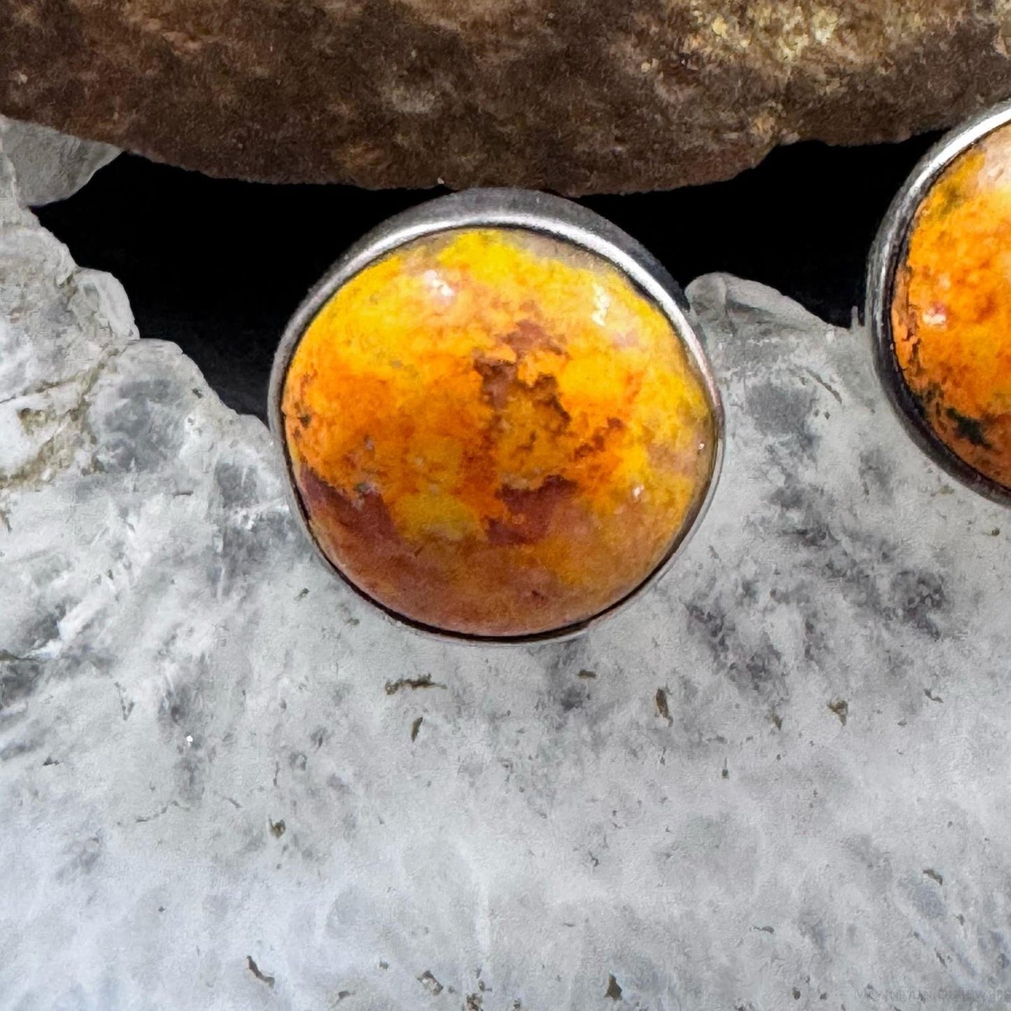 Sterling Silver Southwestern Style Spiny Oyster Rounded Stud Earrings For Women
