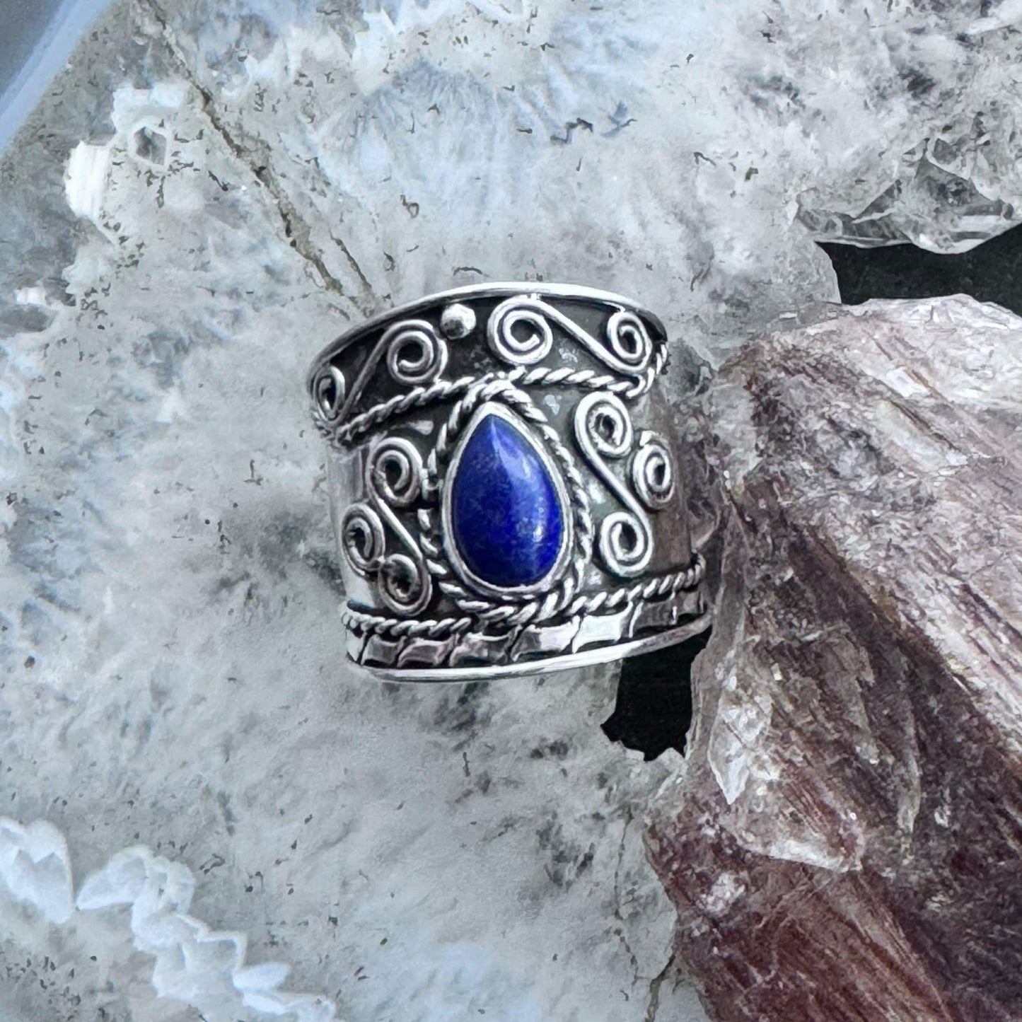 Southwestern Style Sterling Silver Teardrop Lapis Decorated Ring Size 5 For Women