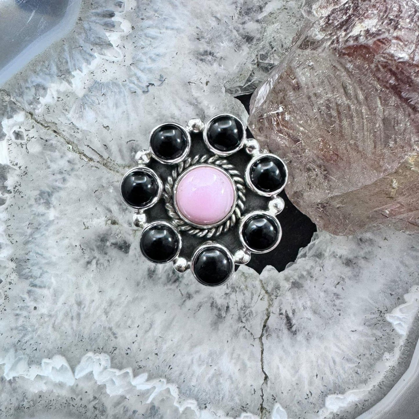 Native American Sterling Silver Pink Conch & Onyx Cluster Ring Size 8.5 For Women