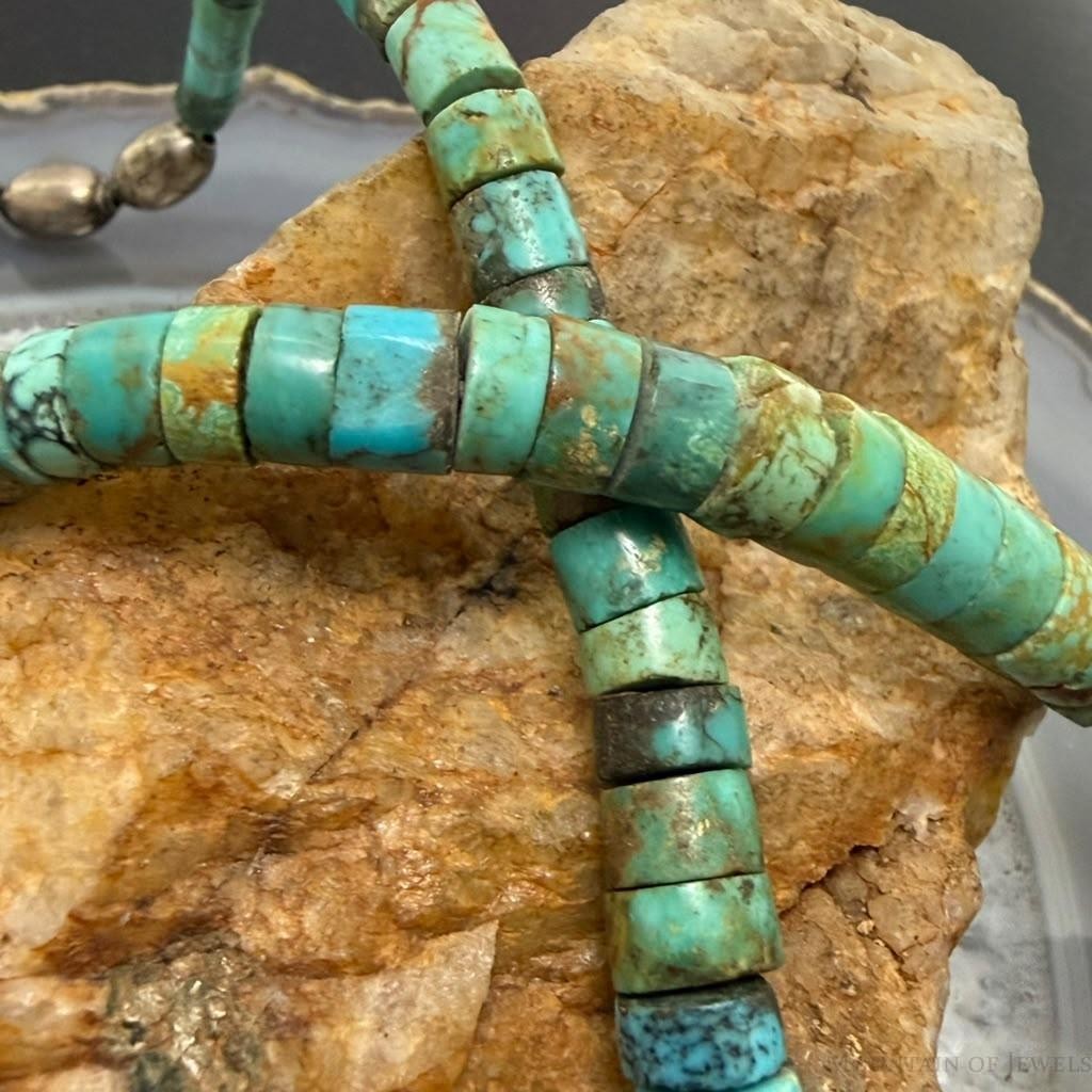Vintage Silver Native American Graduated Turquoise Beads 18" Necklace For Women