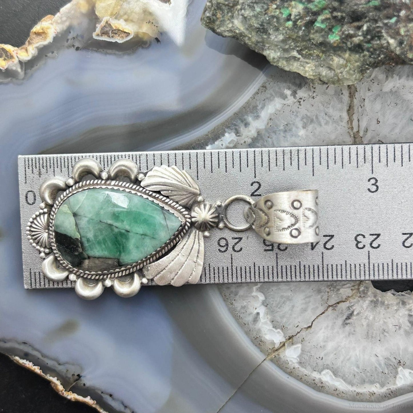 Sterling Silver Southwestern Style Teardrop Emerald Decorated Pendant For Women