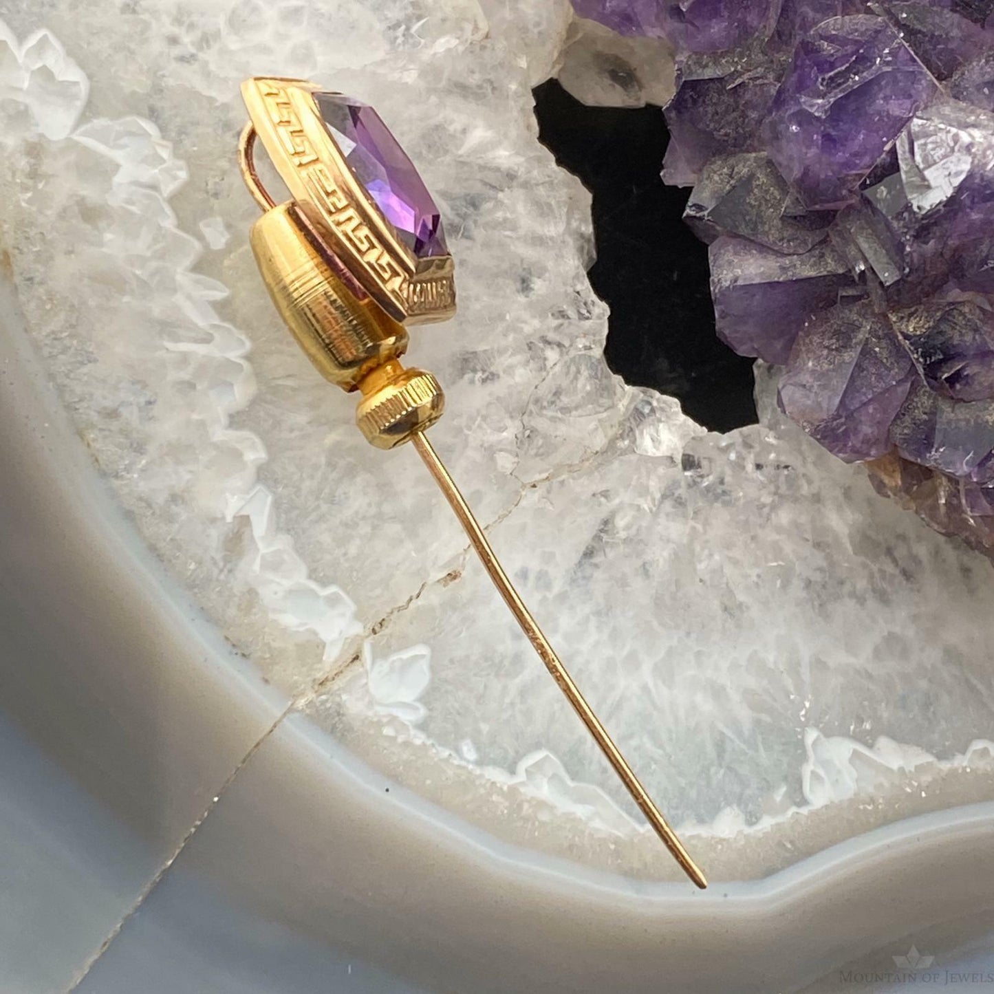 14K Yellow Gold 1963 Immaculate Collage Amethyst Pin Collectible Item