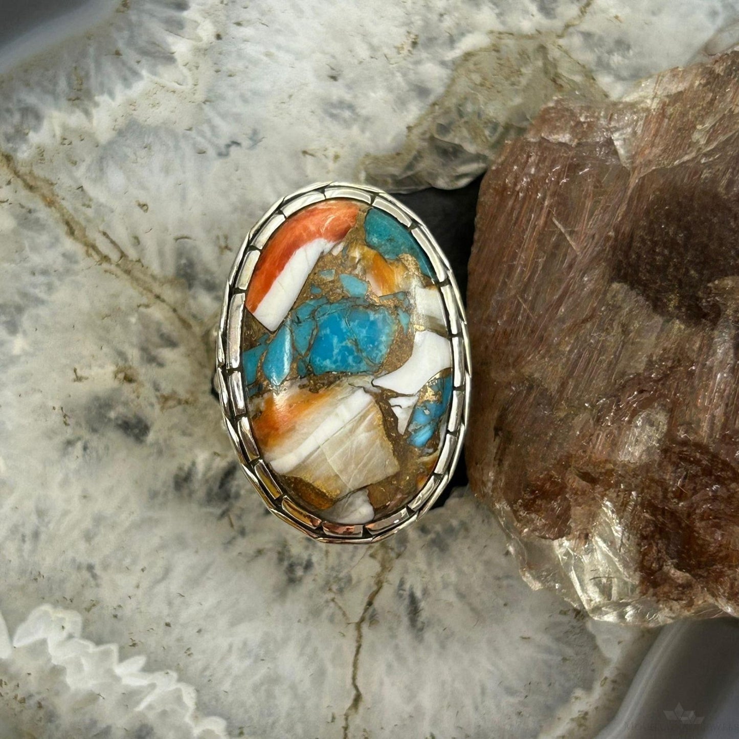 Sterling Silver Southwestern Style Oval Spiny Oyster Turquoise Ring Size 9 For Women