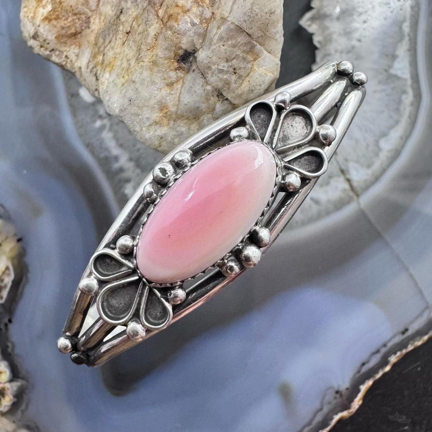 Native American Sterling Silver Oval Pink Conch Decorated Bracelet For Women