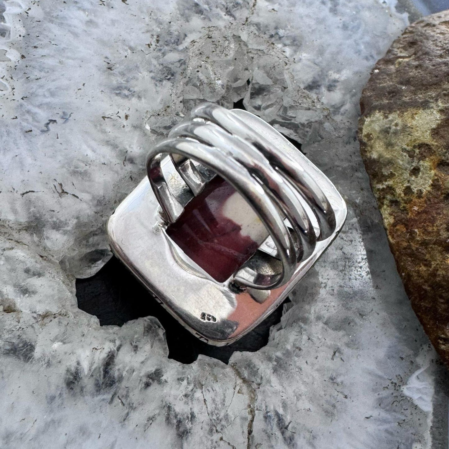 Sterling Silver Southwestern Style Mookaite Jasper Decorated Bar Ring Size 7.75 For Women