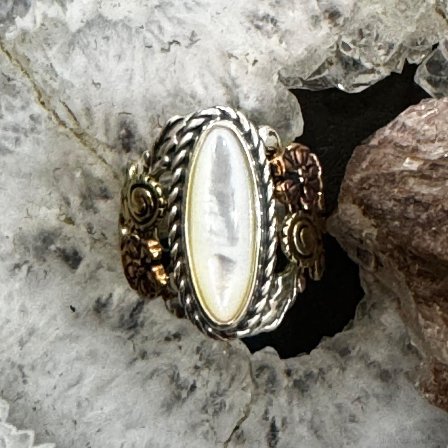 Carolyn Pollack Sterling Silver , Copper & Brass Marquise Mother of Pearl Ring Size 8 For Women