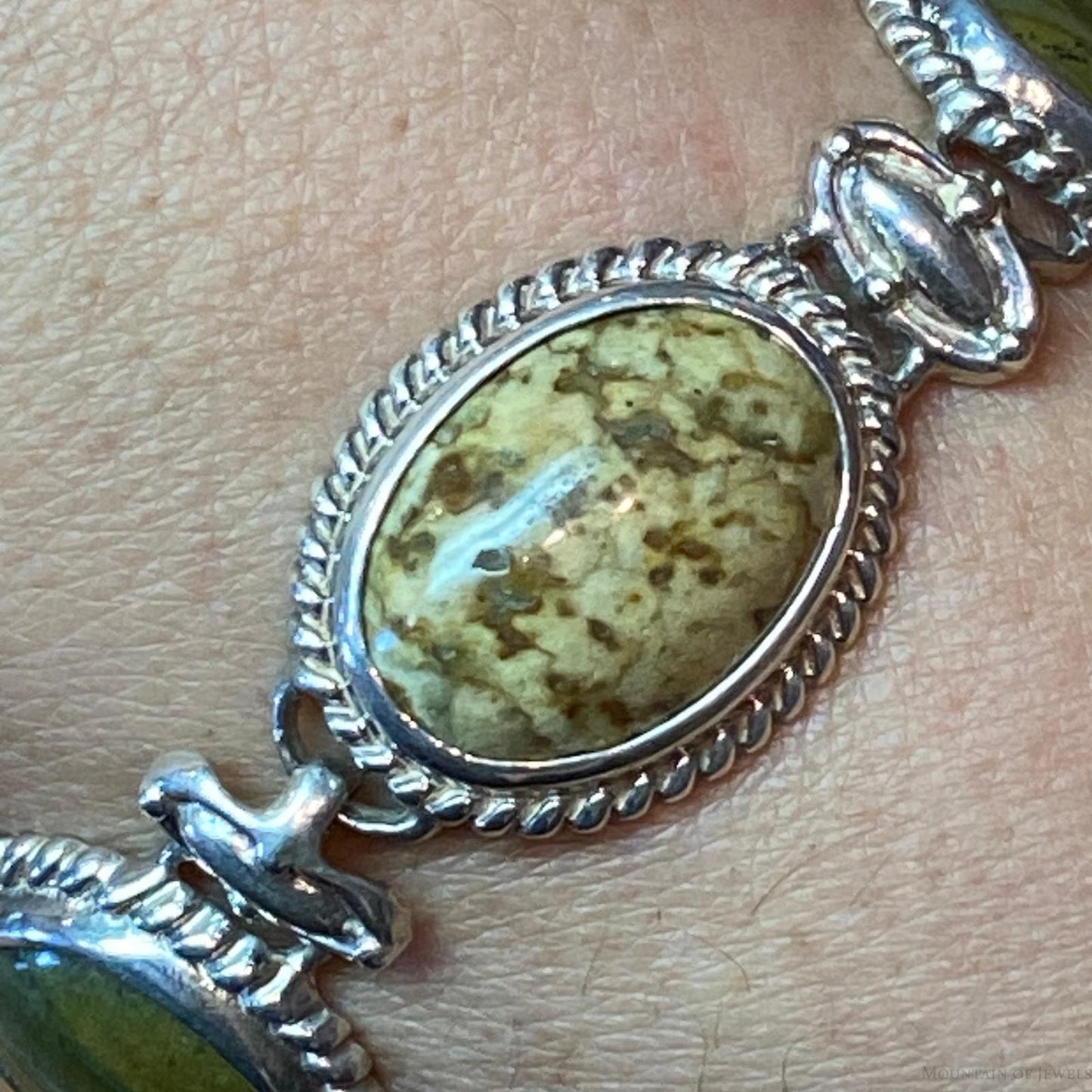 Carolyn Pollack Sterling Silver Picture/Green Jasper Decorated Link Bracelet For Women