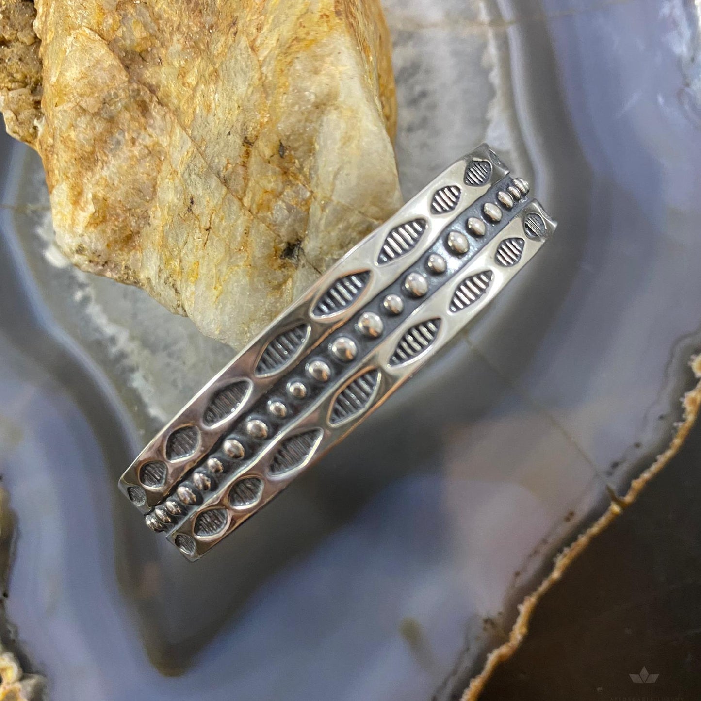 Carolyn Pollack Vintage Southwestern Style Sterling Silver Stamped Decorated Bracelet For Women