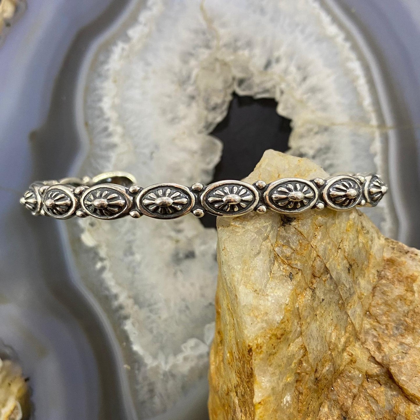 Carolyn Pollack Vintage Southwestern Style Sterling Silver Oval Conca Row Bracelet For Women