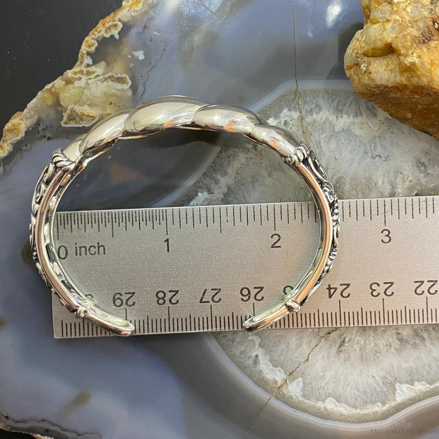 Carolyn Pollack Southwestern Style Sterling Silver Bold Swirl Design Bracelet For Women